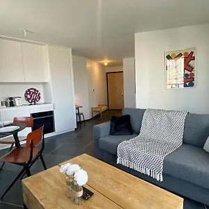 le-triangle-dor-appartement-1-chambre-avec-garage-terrasse.hotels-rhonealpes.com/